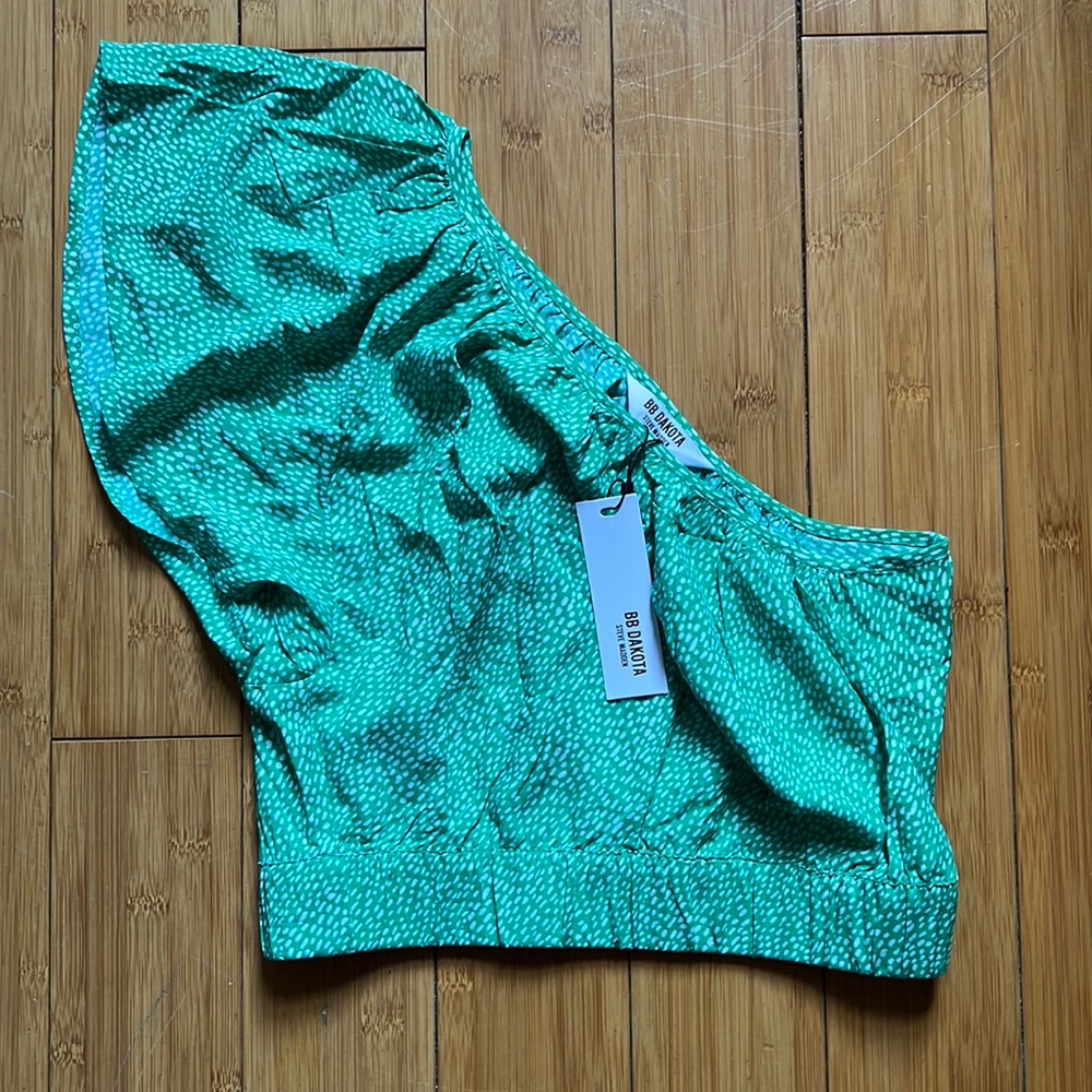 BB Dakota - Steve Madden Green One Shoulder Crop Top